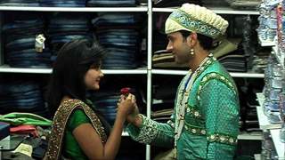 Avni And Raj Gets Locked Up In A Shop! Thumbnail