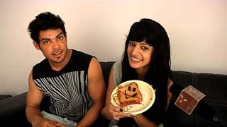 Charlie Chauhan Receive Birthday Gifts From Her Fan