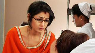 Pragya Tensed for her Mom