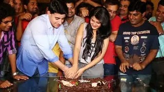 Cake Cutting On The Last Day Of Saraswatichandra Thumbnail