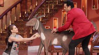 The Happy Ending Cast Visits The Sets Of CNWK