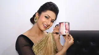 Divyanka Tripathi Gift Segment - Part 02 Thumbnail