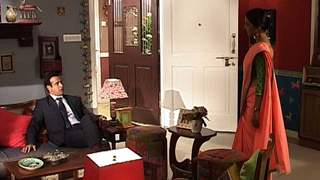 Neil Comes To Ragini's House To Meet His Children