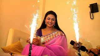 Divyanka Tripathi Celebrates B'day With India-Forums - Part 01 Thumbnail