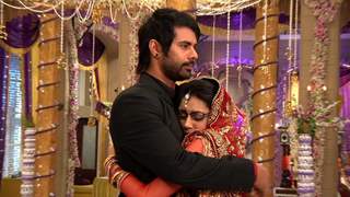 Abhi's Apology To Pragya In Kumkum Bhagya thumbnail