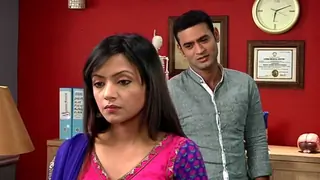 Karan's Unusual Proposal To Amrita In Humari Sister Didi Thumbnail