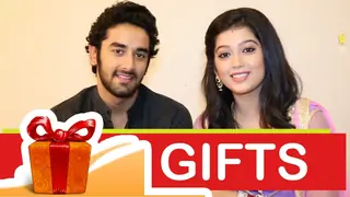 Vishal and Digangana gift segment part 01 Thumbnail