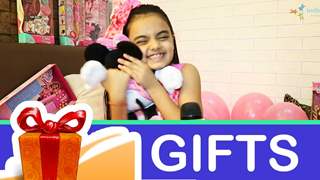 Ruhanika Dhawan's gift segment