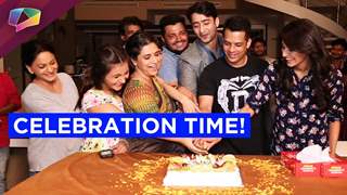 The Cast and Crew of Kuch Rang Pyaar Ke Aise Bhi celebrate 50 episodes thumbnail