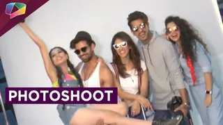 TV celebs do a summer themed photoshoot Thumbnail
