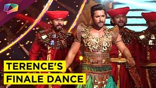 Terence Lewis gyrate for the grand finale of So You Think You Can Dance-India