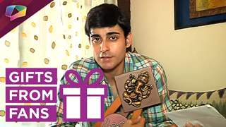 Gautam Rode graciously receives gifts from his fans