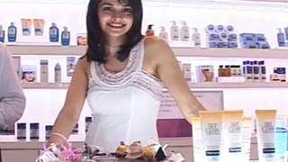 Prachi Desai At First Anniversary Of 'Neutrogena Store' Thumbnail