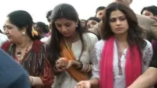 Shilpa Shetty and Raj Kundra Ganapati Visarjan Thumbnail