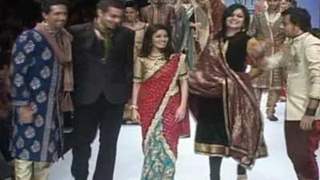 Sunidhi Chauhan And Salim-Sulaiman walk for Shyamal-Bhumika at the Lakme Fashion Week 2010 thumbnail