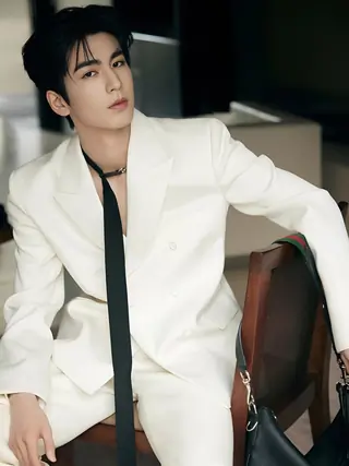 Top facts about Our Generation heartthrob Zhang Ling He thumbnail
