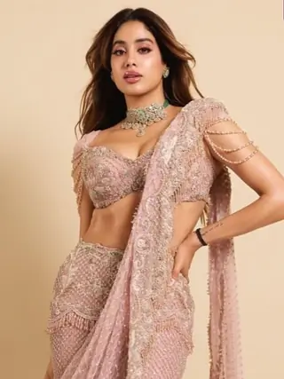 Janhvi Kapoor & Her Mermaid Outfits To Die For thumbnail