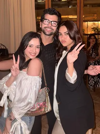 Reem Sameer gives a sneak peek of her birthday celebrations thumbnail